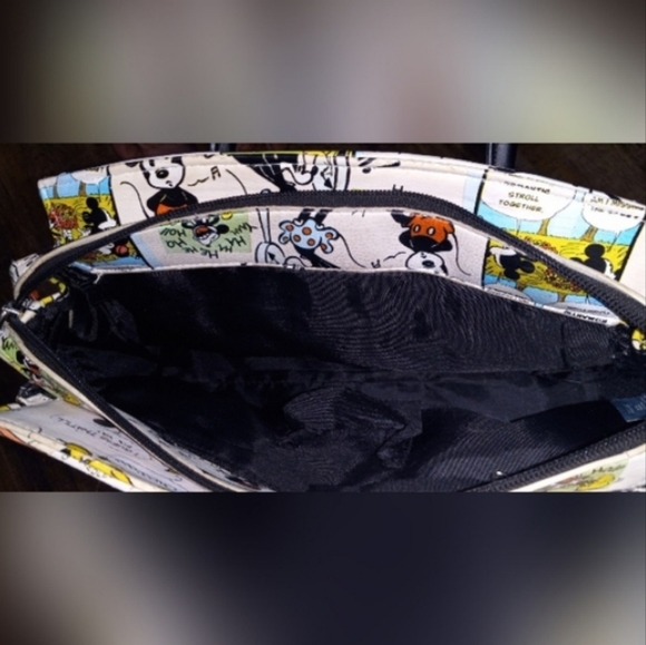 Mickey Mouse purse - Picture 15 of 15